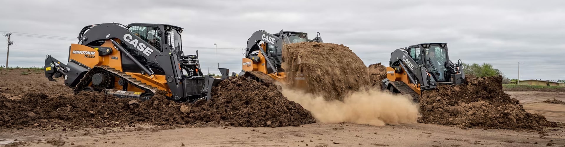 CASE-Compact-Dozer-Loader-DL550-Banner