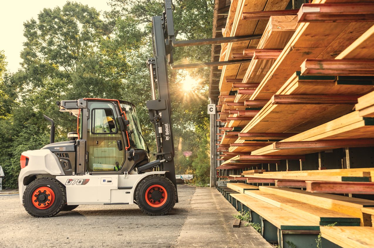 Bobcat-Forklift-Lumber-Yard