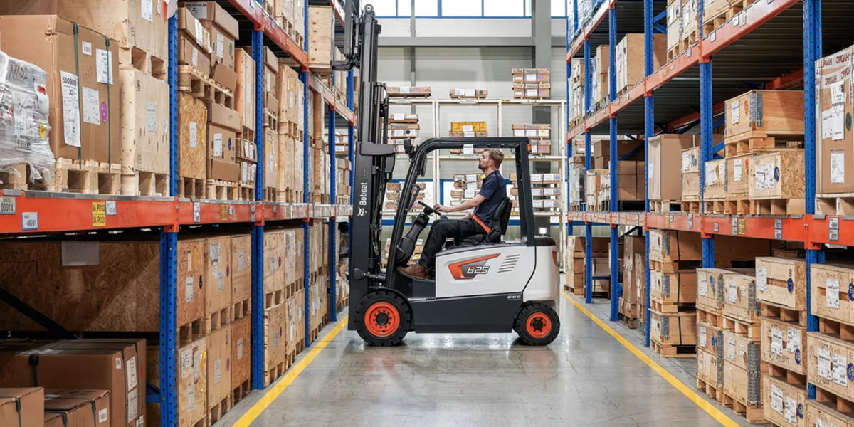 01-is-it-time-to-switch-to-lithium-ion-forklift-batteries
